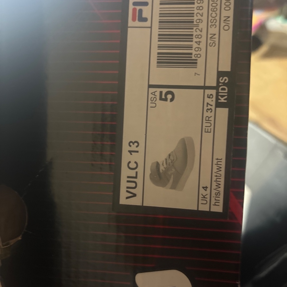 Fila - Picture 2 of 4